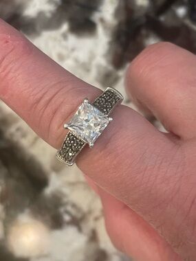 Sterling 925 CZ & Marcasite Bling Ring Vintage Size 7